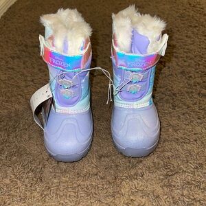 Frozen boots size 10